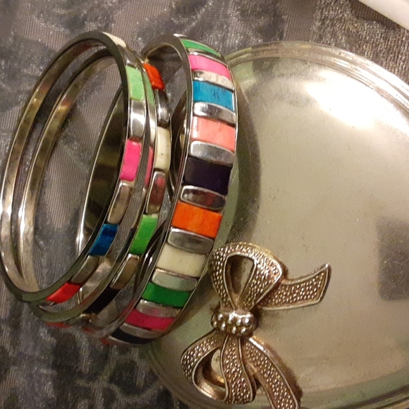 80s style colorful bangle bracelets - Picture 11 of 15